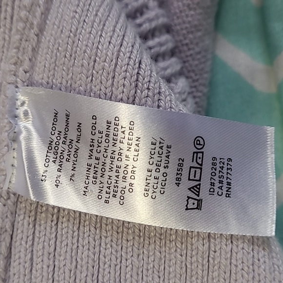 ANN TAYLOR FACTORY SWEATER Size Small Lavender Purple color - Picture 10 of 10